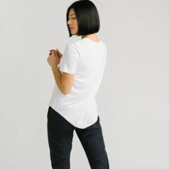 ZYIA White Women’s Go To Pocket Shirt - Picture 2 of 7